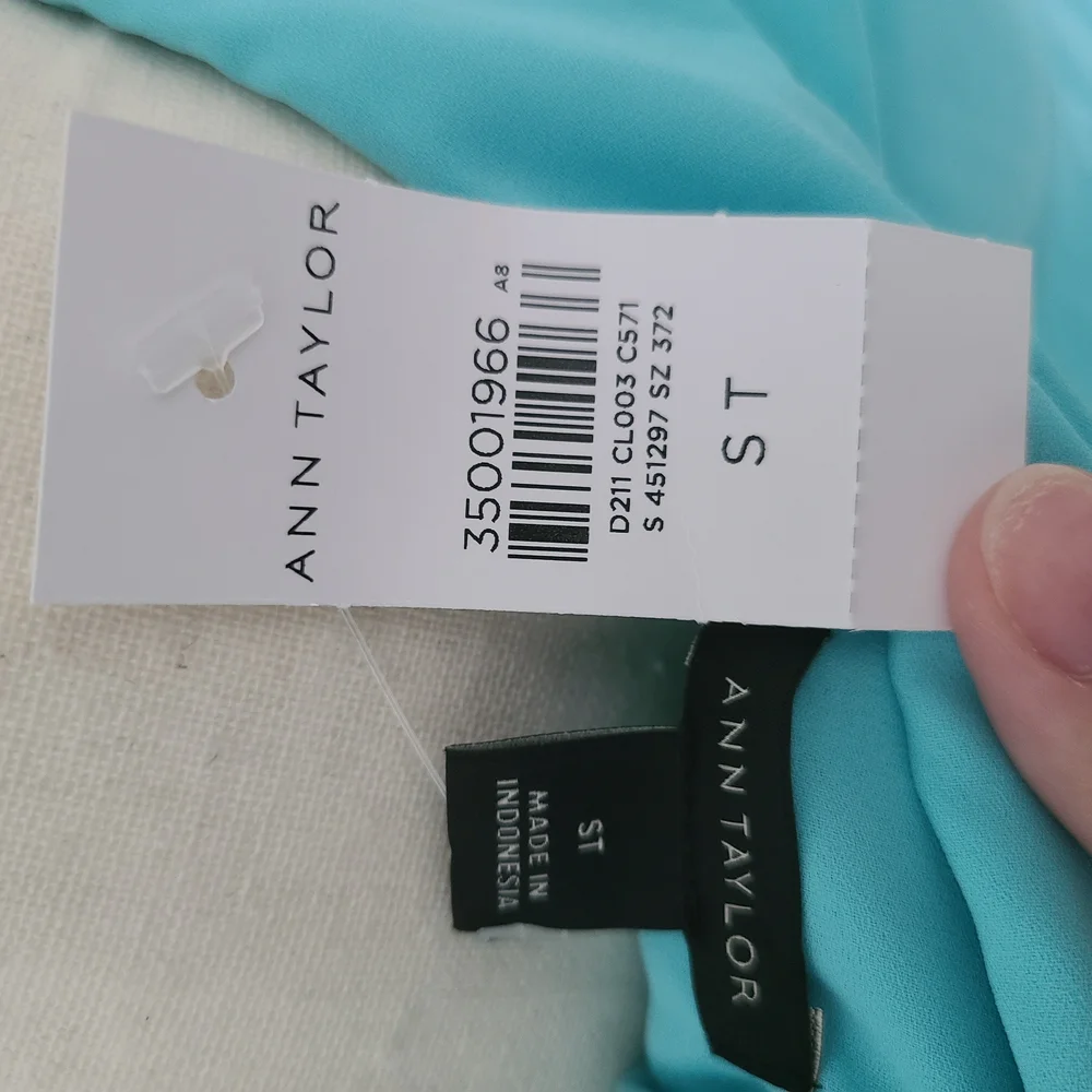 Ann Taylor Tall Turquoise Blouse with Long Sleeves - Picture 5 of 5